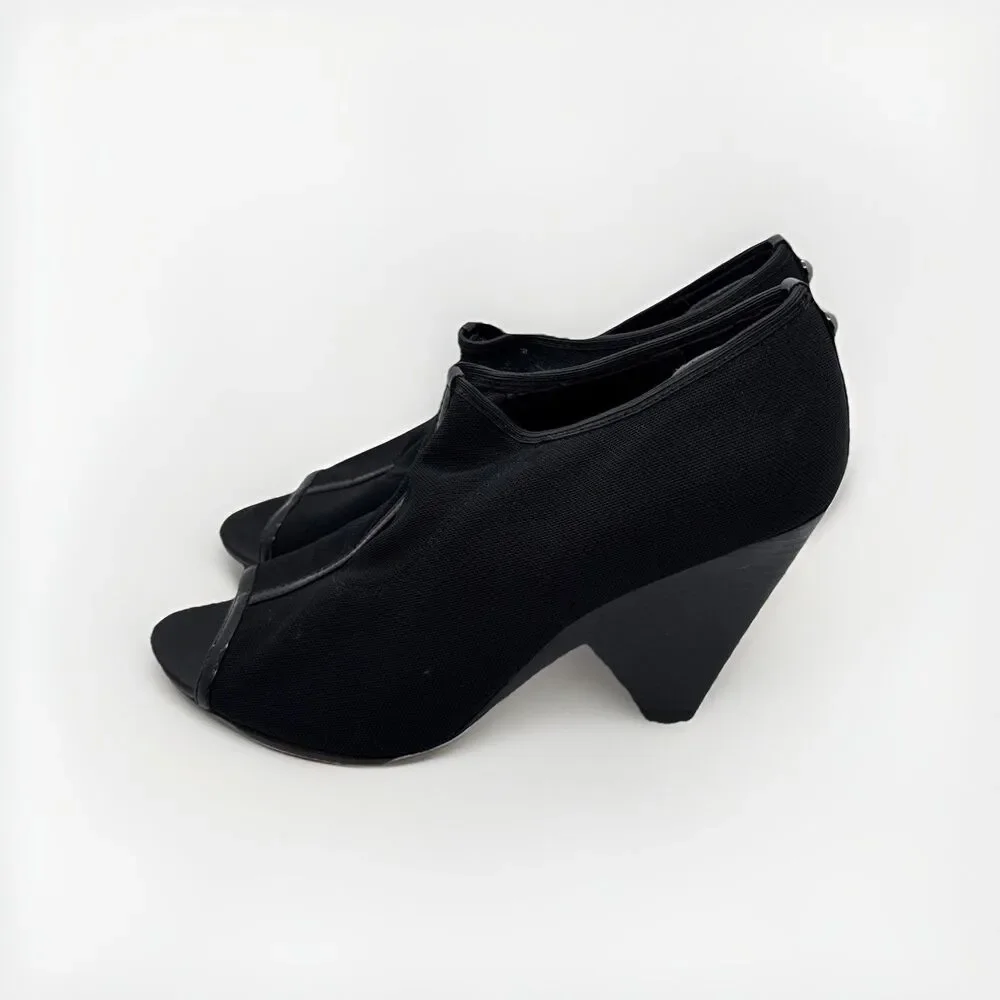 Donald J Pliner Peep Toe Bootie Black Canvas Wedge Heel Sz 8